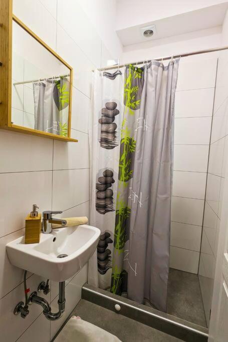 Cozy Ensuite Room In Zagreb Center Экстерьер фото