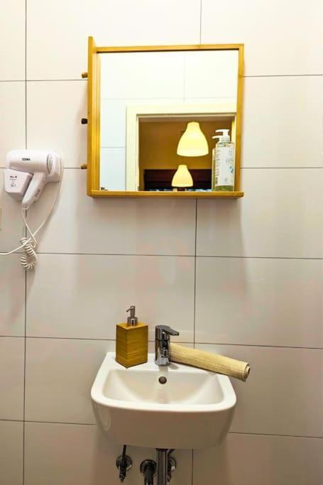 Cozy Ensuite Room In Zagreb Center Экстерьер фото