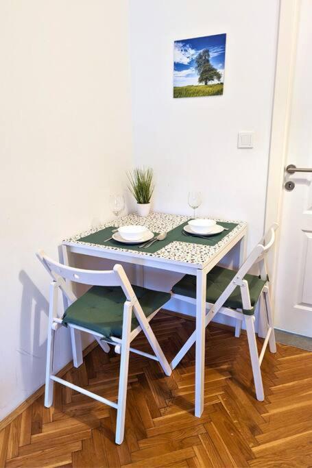 Cozy Ensuite Room In Zagreb Center Экстерьер фото
